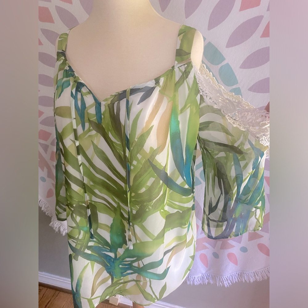 Summer Blouse Greenery Lace Peekaboo shoulder